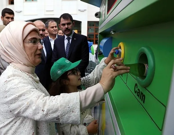 Dünya takdir ederken onlar algı operasyonu başlattı