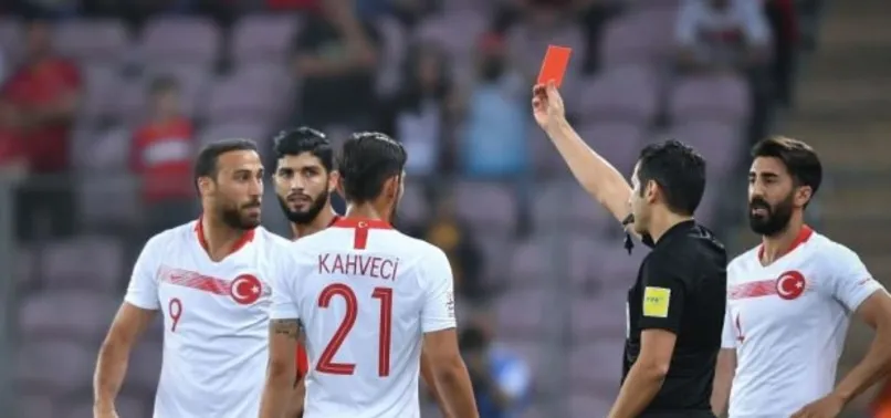Milli maçta şok! Cenk Tosun çılgına döndü