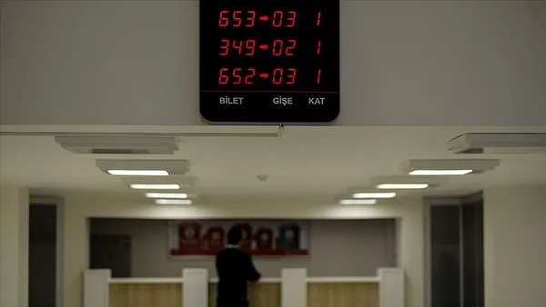 15-temmuz-2023-bankalar-acik-mi-15-temmuz-demokrasi-ve-milli-birlik-gunu-bankalar-kapali-mi-olacak-1689313429580.jpg 15 Temmuz 2023 bankalar açık mı, kapalı mı? 15 Temmuz Demokrasi ve Milli Birlik Günü banka, noter çalışıyor mu? - 3