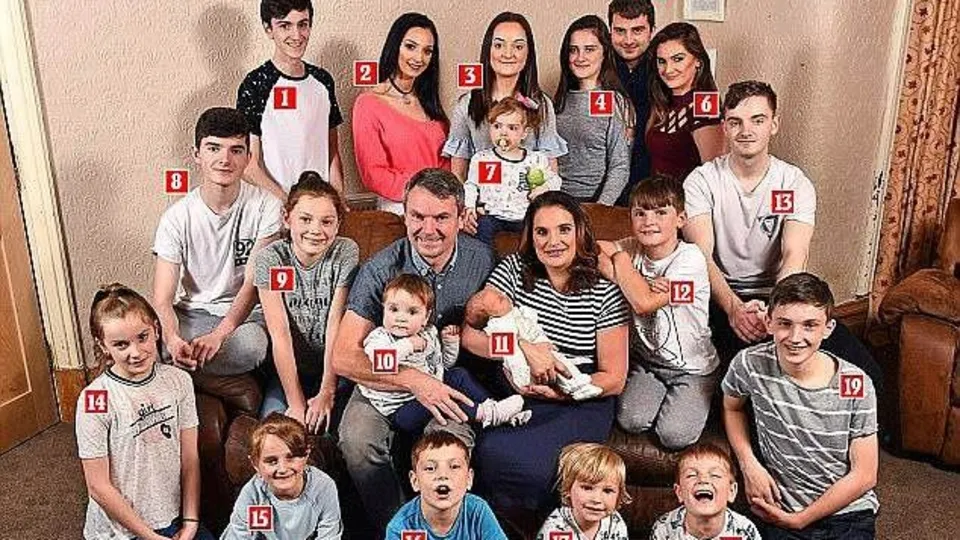 43 yaşında 21'inci çocuğunu dünyaya getirdi