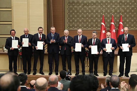 Yerli otomobilde flaş gelişme! Görücüye çıkıyor, direksiyonda Başkan Erdoğan olacak... - 2