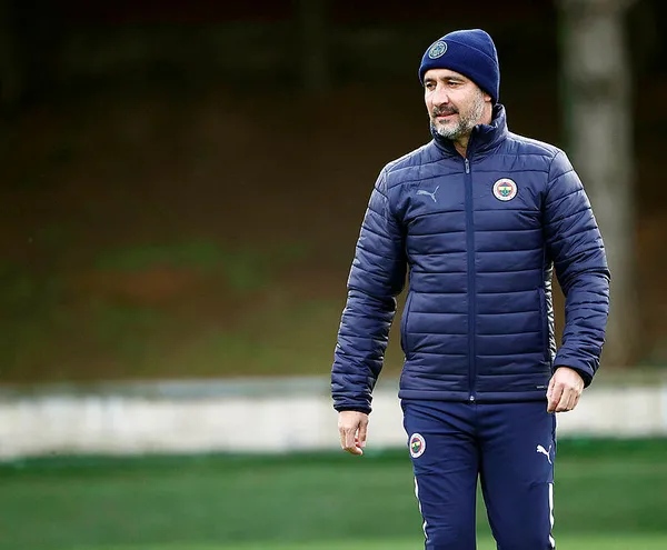 Son dakika: Fenerbahçe'nin UEFA Avrupa Konferans Ligi'ndeki rakibi belli oldu! Kura çekimi sona erdi - 6