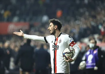 Oğuzhan Özyakup Trabzonspor'la anlaştı!