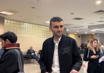 Davalık olan sosyal medya fenomeni CZN Burak'tan itiraf! Aylık gelirini açıkladı!