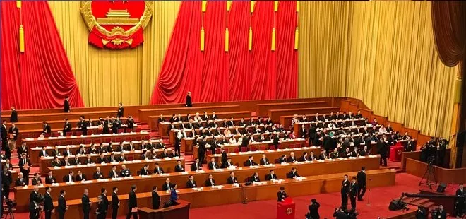 Çin parlamentosundan iki dönem kararı
