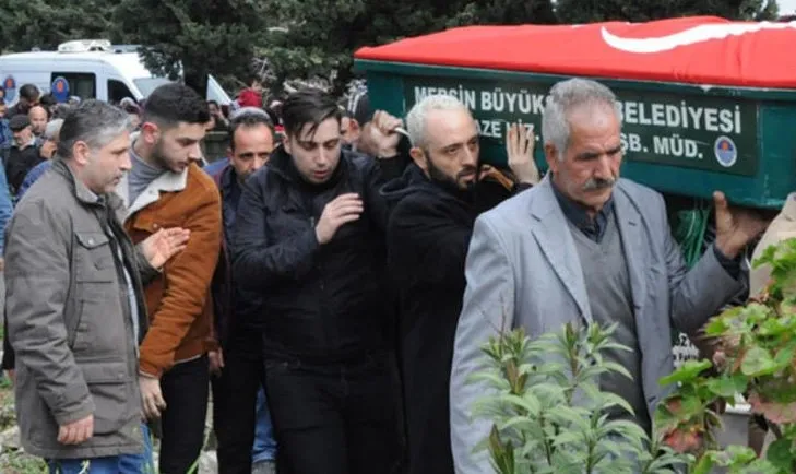 Mabel Matiz In Babasi Ali Karaca Hayatini Kaybetti