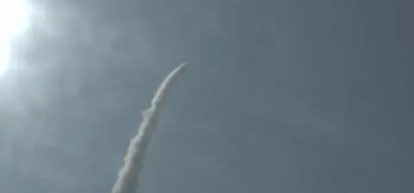 Hindistan AD-1 füzesini test etti! Benzersiz... | İşte füzenin fırlatılma anı...