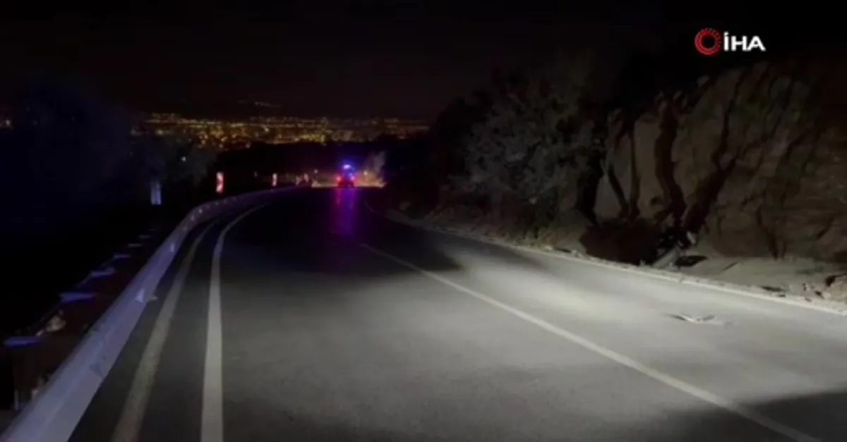 Otomobil motosikletliye çarptı: 1 yaralı