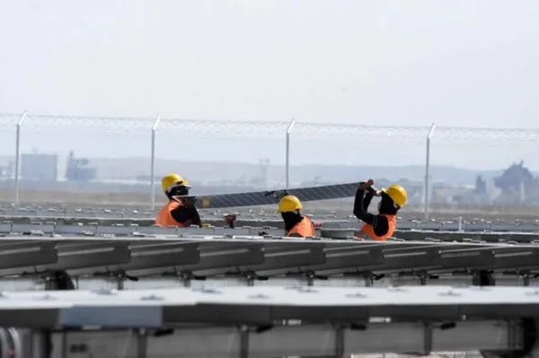 YEKA’da yerli teknoloji hamlesi! Dünyanın en büyük santrali elektrik üretimine başladı!