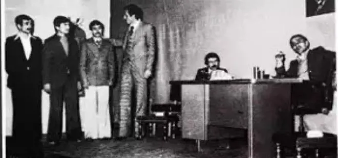 Başkan Erdoğan’ın 1974 yılındaki tiyatro gösterisi! Atila Aydıner ’Şimdi ise kurduğunuz tiyatroları bozuyoruz’ diyerek paylaştı
