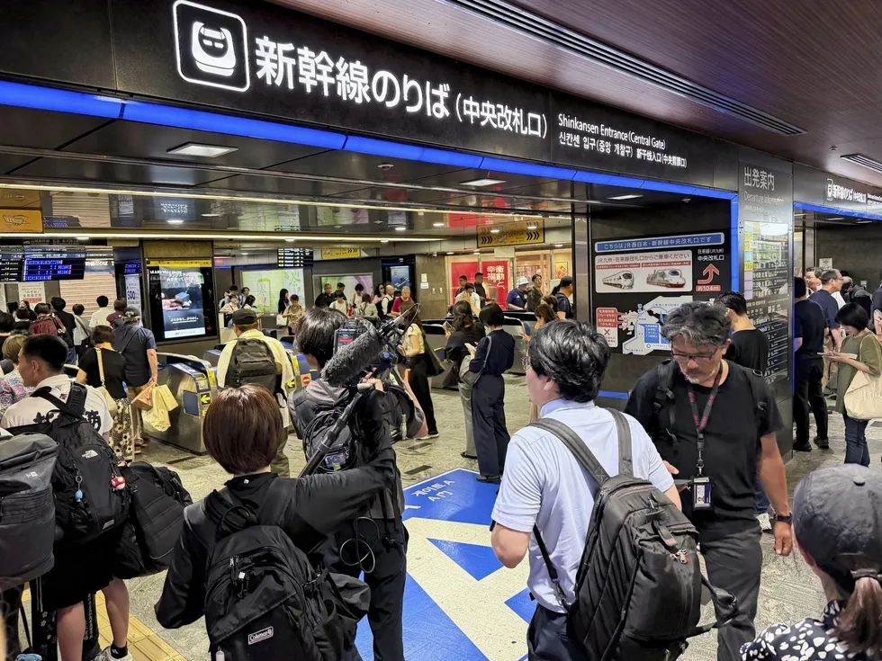 japonya-71-buyuklugundeki-depremle-sarsildi-elektrikler-kesildi-ulasim-durdu-150-binden-fazla-kisiye-tahliye-c-1785232413279.jpg Foto: REUTERS
