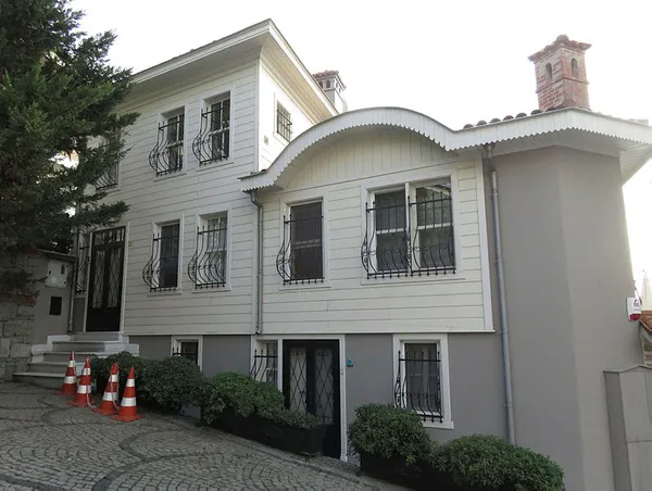 Son dakika: Firari Can Dündar’ın mal varlığına el kondu!