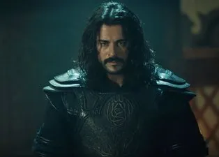 Kuruluş Osman dizisinin Osman Gazi'si Burak Özçivit'in babasını görenler inanamadı!