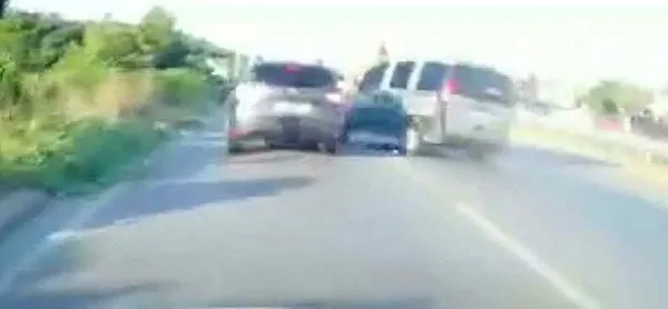 1688471228772.jpeg İzmir'deki makas katliamında yeni detay! Olay yerine geldi ardından hiçbir şey yokmuş gibi... - 6
