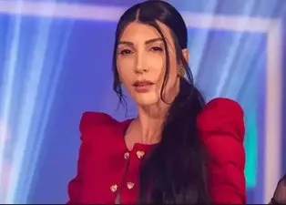 Hande Yener’den aşk itirafı: 5 yıldır sevgilim var