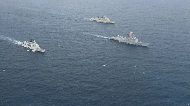 Rus basını: NATO çöktü, Türkiye çatışmaya girebilir - 1