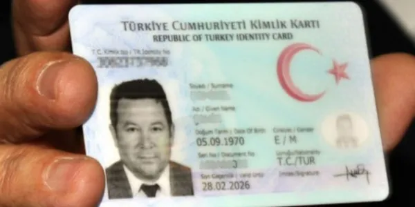 yeni-kimlik-karti-ehliyet-ve-pasaportlarla-ilgili-flas-gelisme-dikkat-gecersiz-sayilacak-son-tarih-belli-oldu-1643810394238.jpg Yeni kimlik kartı, ehliyet ve pasaportlarla ilgili flaş gelişme! Dikkat! Geçersiz sayılacak | Son tarih belli oldu | Kimlik, ehliyet başvurusu nasıl yapılır? - 4