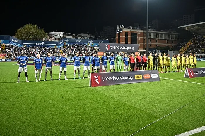 fenerbahce-kasimpasa-ile-berabere-kaldi-kanarya-2-haftada-4-puan-kaybetti-1758482346435.jpeg Fenerbahçe Kasımpaşa ile berabere kaldı! Kanarya 2 haftada 4 puan kaybetti