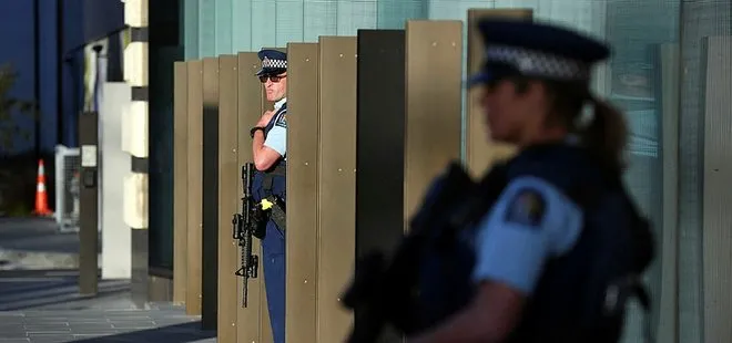 Son dakika: Yeni Zelanda’da polisler alarma geçti!