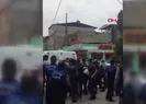 Bursada gergin anlar! Polis ve zabıtaya saldırdılar