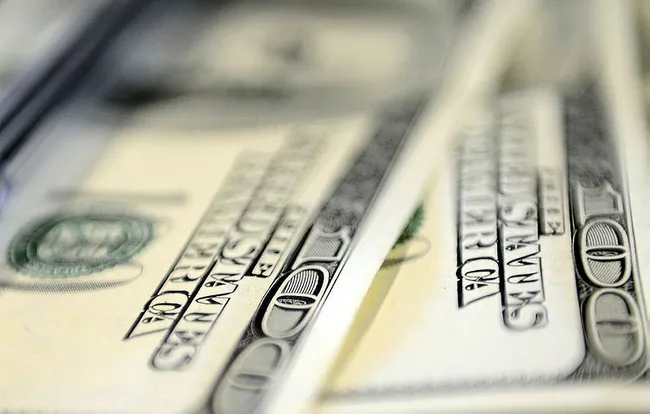 tl-mevduatta-tarihi-rekor-doviz-hesaplari-cozuluyor-1-ayda-5-milyar-dolar-tlye-dondu-1642662821412.jpg TL mevduatta tarihi rekor! Döviz hesapları çözülüyor 1 ayda 5 milyar dolar TL’ye döndü - 4