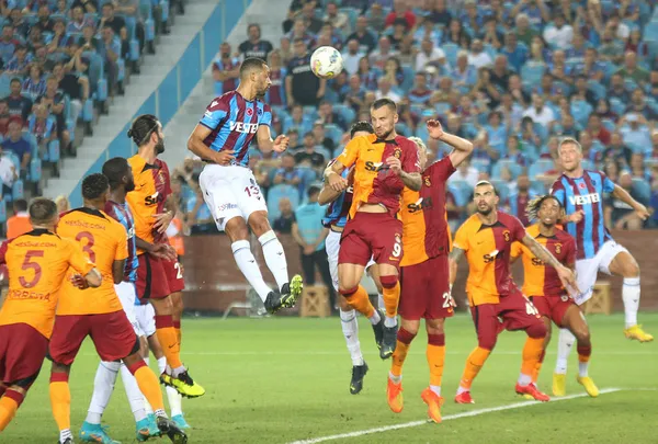 trabzonda-sessiz-derbi-trabzonspor-0-0-galatasaray-mac-sonucu-ozet-1661719814187.jpg Trabzon'da sessiz derbi! Trabzonspor 0-0 Galatasaray (MAÇ SONUCU-ÖZET) - 1