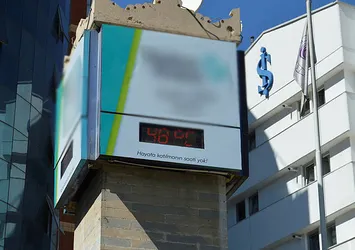 Elazığ'da termometreler 48 dereceyi gösterdi