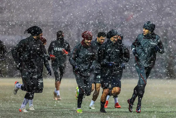Lider Trabzonspor Medipol Başakşehir'i ağırlayacak! Zirvede zorlu viraj - 3