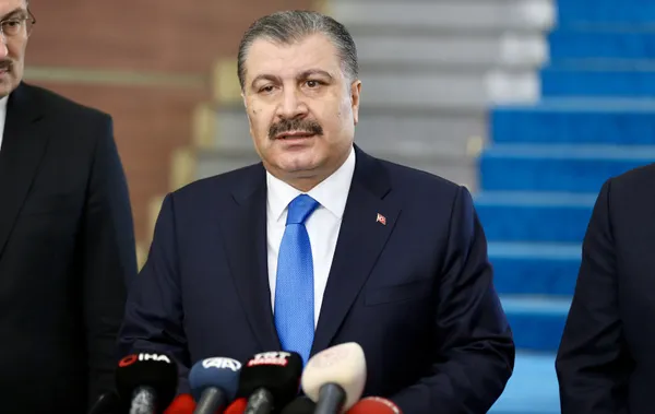 saglik-bakani-fahrettin-koca-acikladi-kisitlamalar-kalkiyor-1650277466470.jpg Sağlık Bakanı Fahrettin Koca açıkladı! Kısıtlamalar kalkıyor mu? - 2