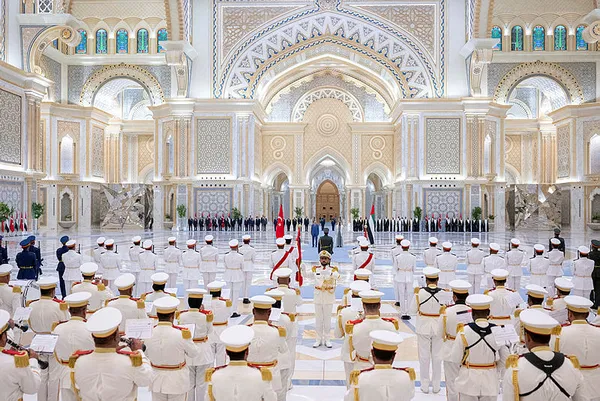 Başkan Erdoğan BAE Devlet Başkanı Al Nahyan ile görüştü ve imzalar atıldı! 50.7 milyar dolarlık anlaşma