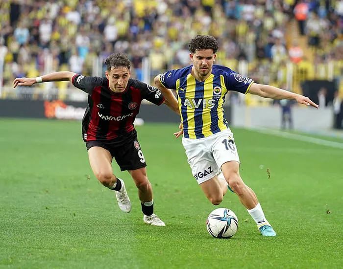 fenerbahce-vavacars-fatih-karagumruk-canli-anlatim-ilk-11ler-1652636019842.jpg Kadıköy’de sessiz gece! Fenerbahçe - Fatih Karagümrük: 0-0 (MAÇ SONUCU ÖZET) - 4