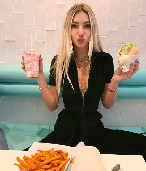 Şeyma Subaşı Instagram’dan duyurdu: Kendine güvenen mail atsın