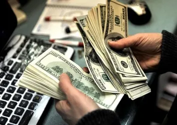 Bakan Zeybekci'den dolar değerlendirmesi