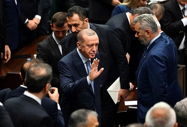 baskan-erdogandan-ak-parti-grup-toplantisinda-onemli-aciklamalar-1698228043930.jpeg Başkan Erdoğan'dan AK Parti Grup Toplantısı'nda yerel seçim mesajı: 31 Mart'a hazır olmalıyız - 12
