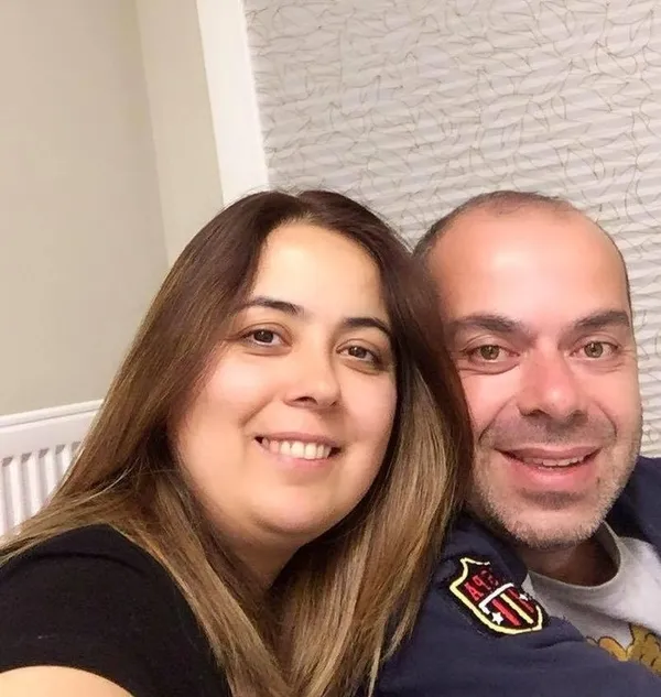 kargoda-diski-skandali-kamera-kayitlarini-izleyen-aile-soke-oldu-1656481710901.jpg Kargoda dışkı skandalı! Kamera kayıtlarını izleyen aile şoke oldu - 2