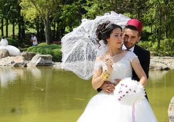 Japon Bahçesi yeni evlenen çiftlerin gözdesi oldu!