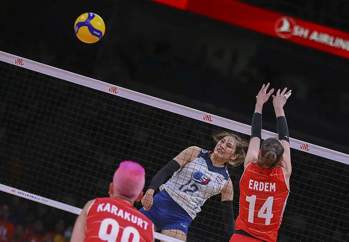 son-dakika-2022-fivb-milletler-ligi-a-milli-kadin-voleybol-takimi-yari-finale-yukseldi-1657820821853.jpg Son dakika: 2022 FIVB Milletler Ligi: A Milli Kadın Voleybol Takımı, yarı finale yükseldi - 1
