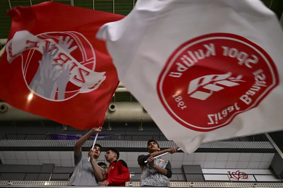 galatasaraya-set-vermedi-efeler-liginde-sampiyon-ziraat-bankkart-1777311423547.jpg FOTOĞRAF (AA)