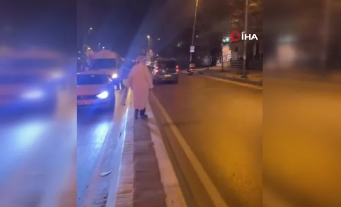 esenyurtta-sok-olay-kadin-aracin-onune-atladi-kazaya-neden-oldu-1738270461080.jpg Esenyurt’ta şok olay: Kadın aracın önüne atladı kazaya neden oldu - 1