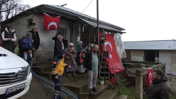 Pençe Kilit Operasyonu’nda şehit oldu! Giresunlu Piyade Sözleşmeli Er İsmail Ünal’ın yaşadığı ev görenleri duygulandırdı