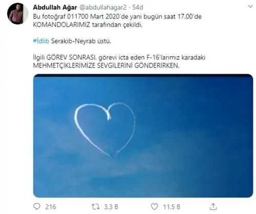 İdlib semalarında dikkat çeken görüntü! Mehmetçikten sevgilerle...