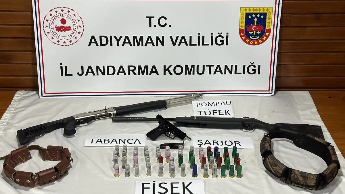 Baskında silah ve mermiler ele geçirildi