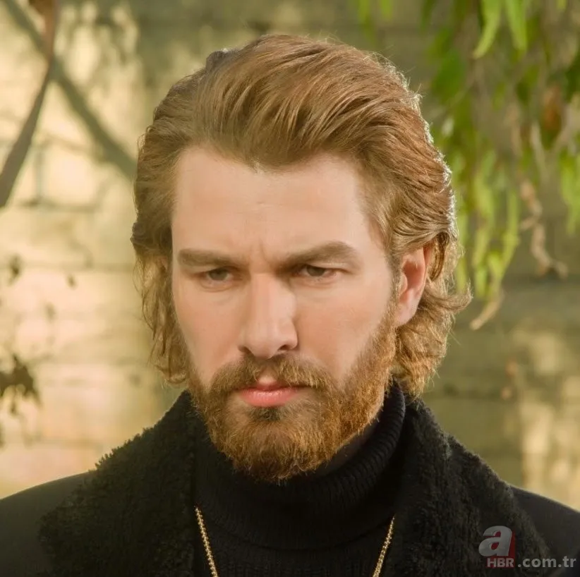 Camdaki Kız dizisinin gamsız annesi Feride fotoğraflarıyla sosyal medyayı salladı! Nalan'a korse giydiren Feride'ye bakın siz 12