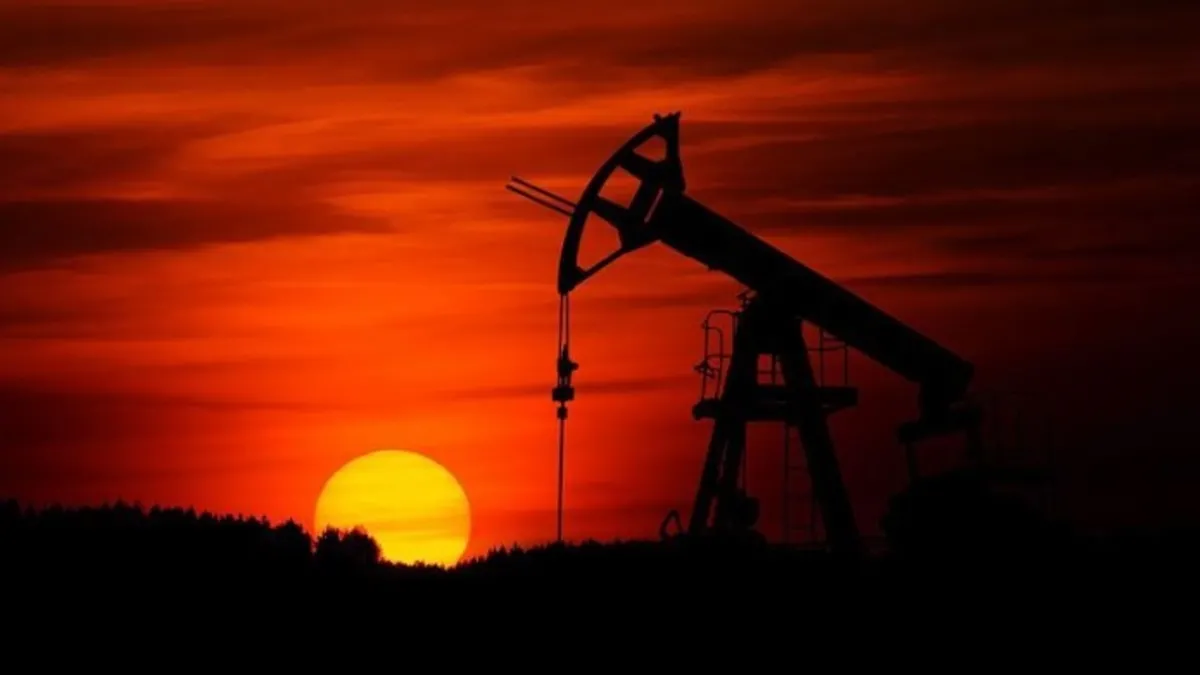 Suudi Arabistan'dan Suriye'ye 90 bin ton ham petrol hibe edildi