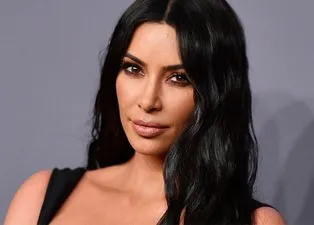 Kim Kardashian lahmacun için Ermeni pizzası dedi ortalık karıştı! Demet Akalın ve Ebru Polat…
