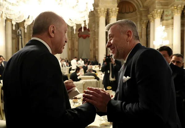 Başkan Erdoğan’dan sanatçılarla düzenlenen iftar programında önemli açıklamalar