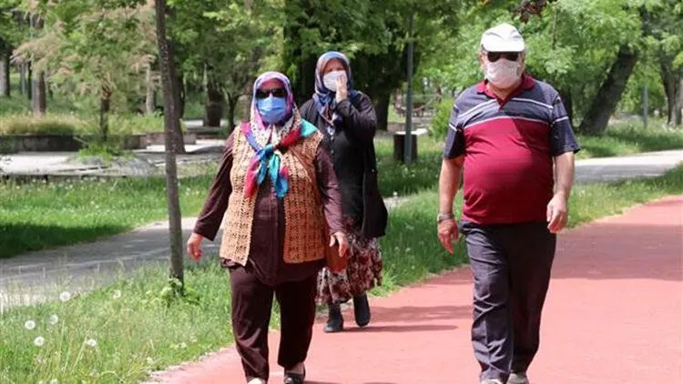 Bolu Da Sokaga Maskesiz Cikmak Yasaklandi