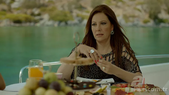 Mandıra Filozofu'nun Güliz'i Ayda Aksel'in kızı annesinin birebir aynısı! 3