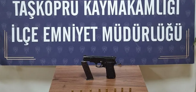 Kastamonu'da bir araçtan 3 tabanca çıktı! 3 gözaltı