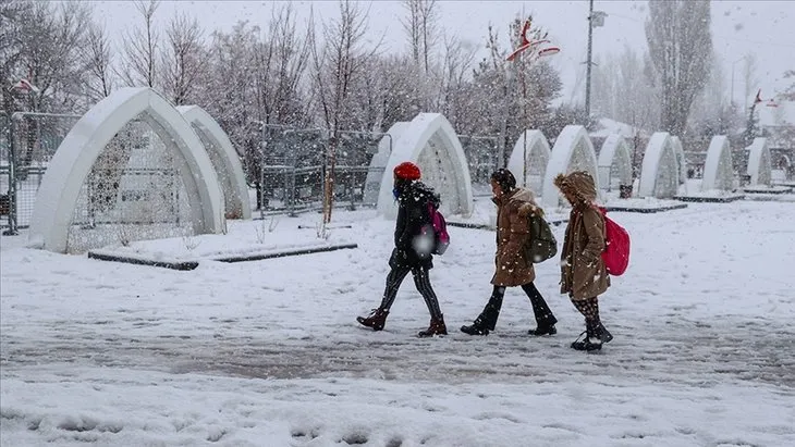 Çorum’da bugün okullar tatil mi? 26 Kasım Salı Çorum’da okul var mı, ders işlenecek mi? Valilik’ten açıklama...